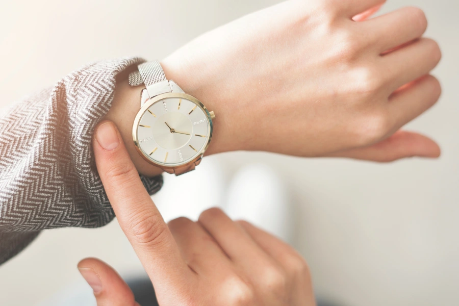 Cleaning And Polishing A Dress Watch in Spring Valley, CA Cleaning And Polishing A Dress Watch in Spring Valley, CA